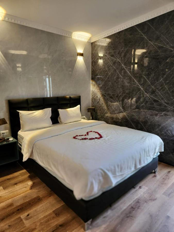 Beach Boutique Hotel And Spa By Tlv Hotels Tel Aviv Exterior photo